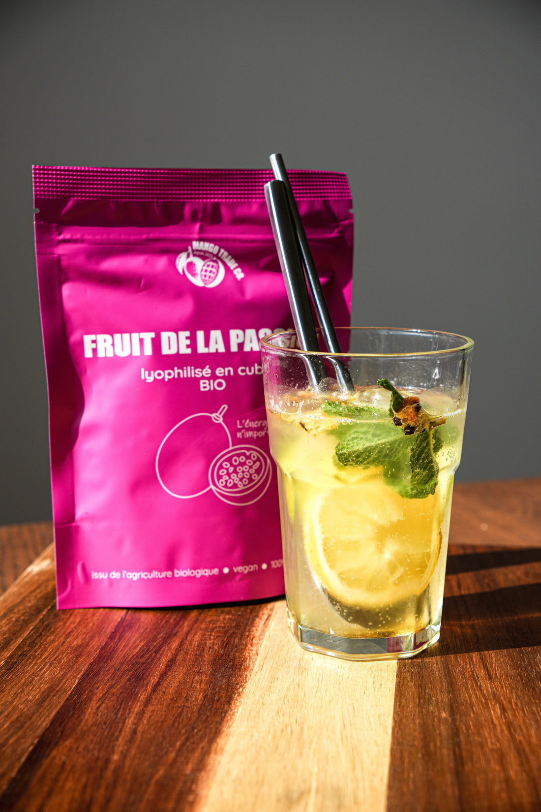 Limonade fruit de la passion, citron et menthe